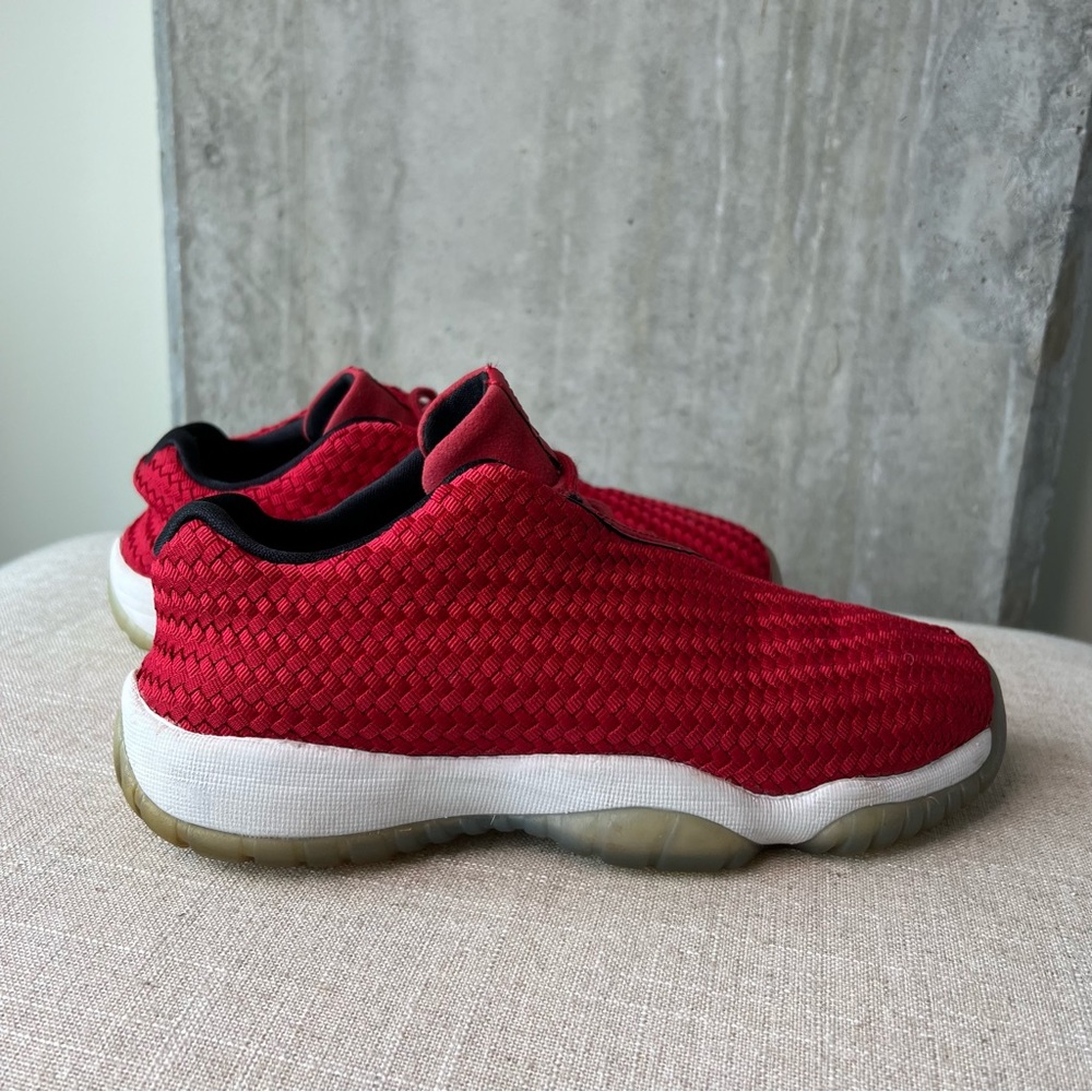Jordan Future Low - Gym Red